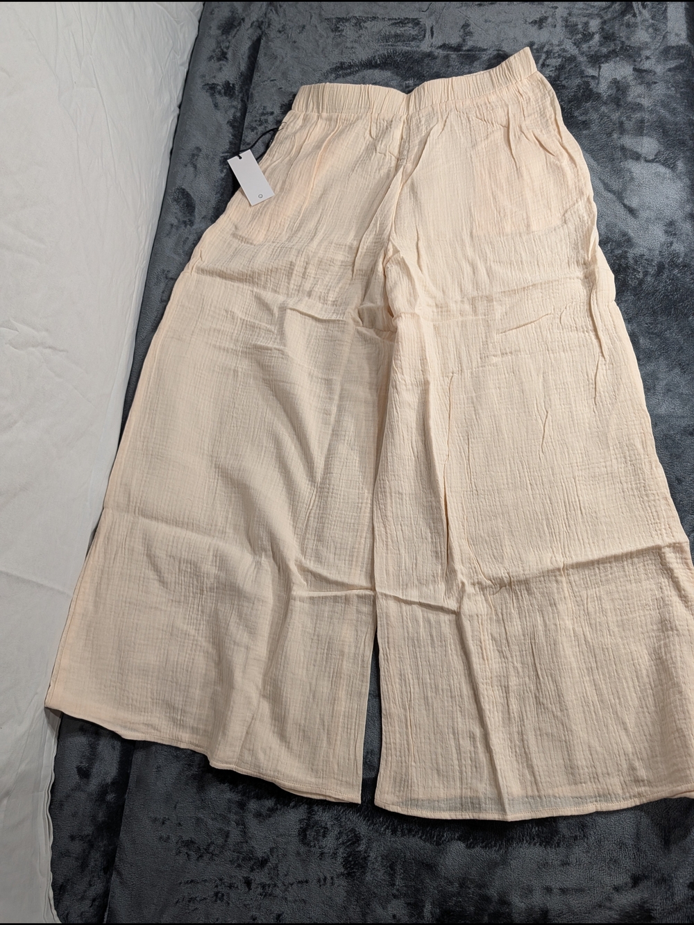 Things Between Light Cream Elastic Waist Pants